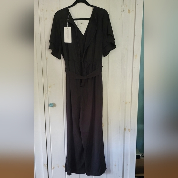 Bloomchic V Neck Double Flutter Sleeve Jumpsuit - Picture 10 of 16